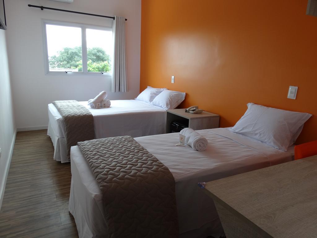 sempreHotel Três Lagoas Esterno foto