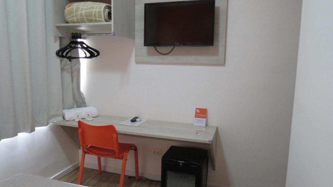 sempreHotel Três Lagoas Esterno foto